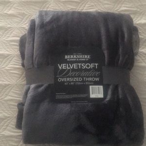 Berkshire velvet soft blanket